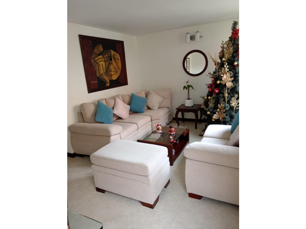 VENTA CASA EN LOS ROSALES