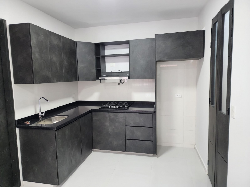 ARRIENDA APARTAMENTO EN CAMPOAMOR - 4
