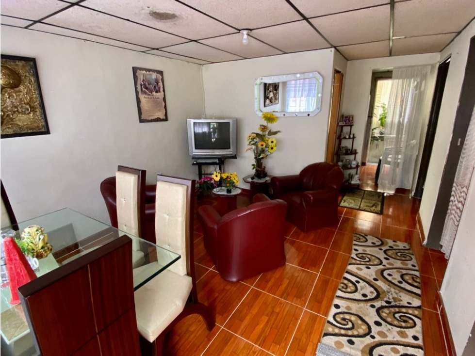 VENTA CASA CON RENTA - ASUNCION