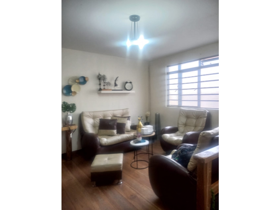 VENTA CASA EN SAN ANTONIO, SECTOR CENTRO