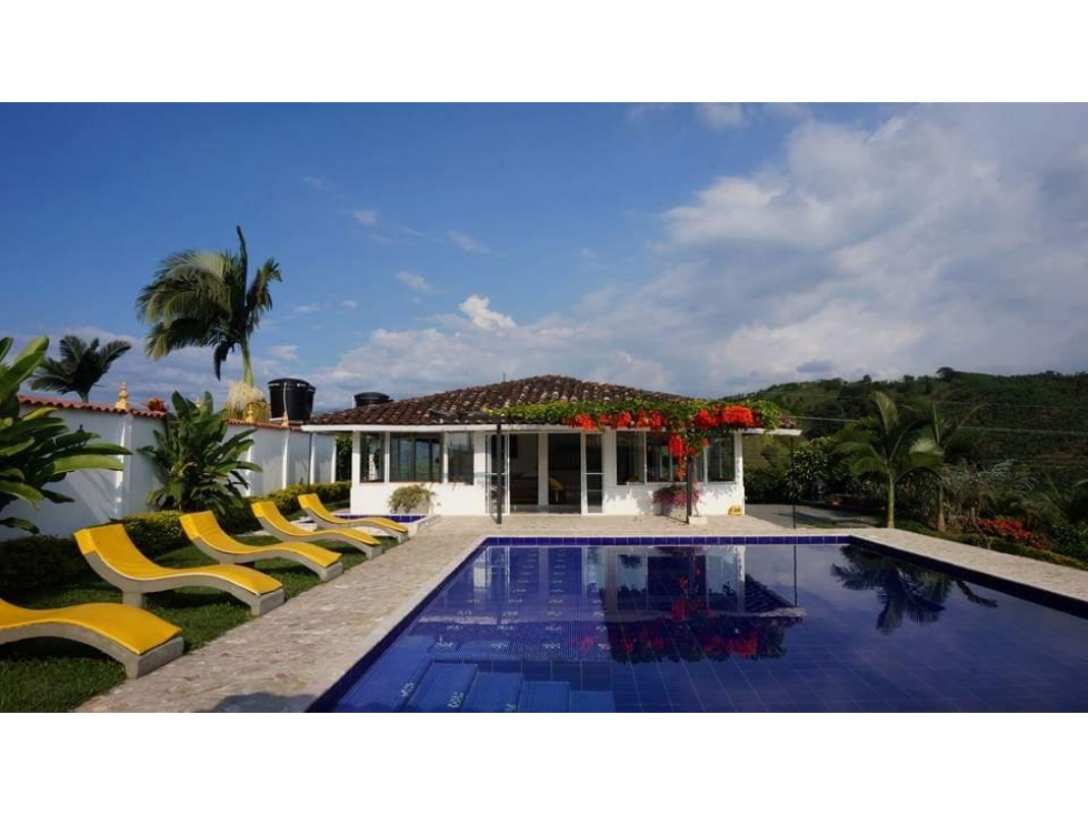 VENDE CASA CAMPESTRE PALESTINA CALDAS