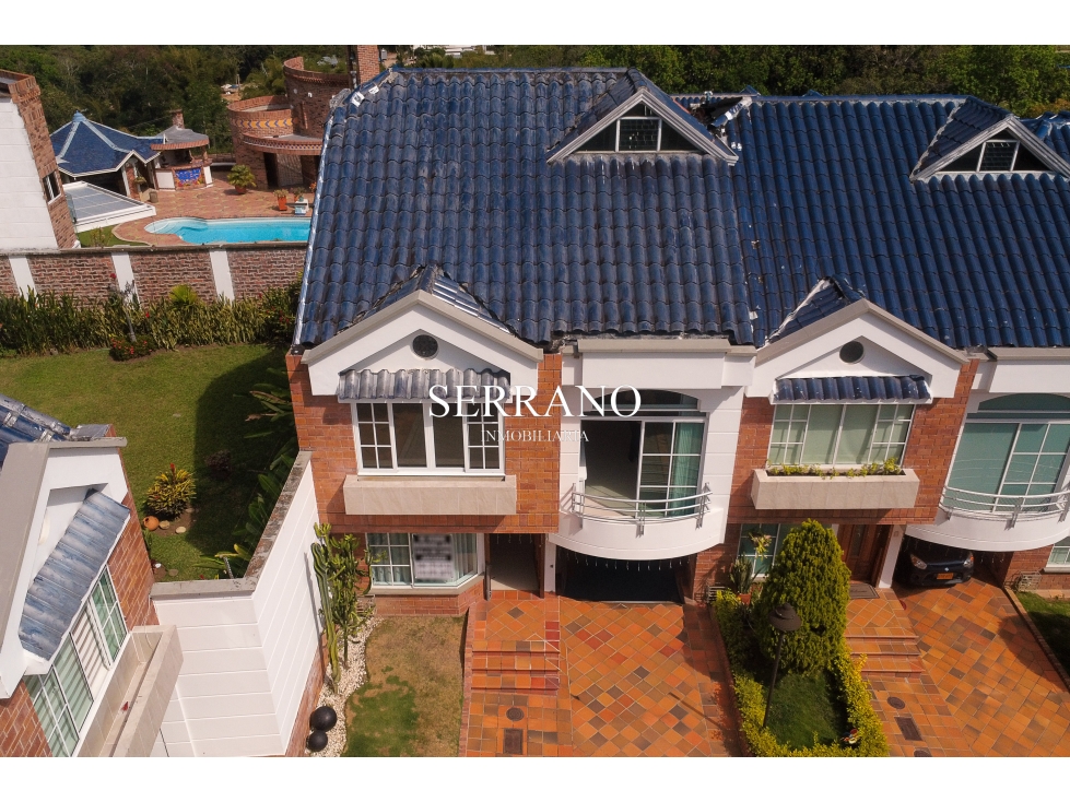 CASA EN VENTA EN ALTOS DE CANTARELA LAGOS DEL CACIQUE BUCARAMANGA