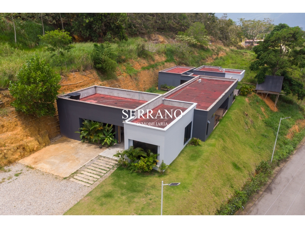 CASA CAMPESTRE EN VENTA EN MONTE RUITOQUE RUITOQUE BAJO GIRON - 1