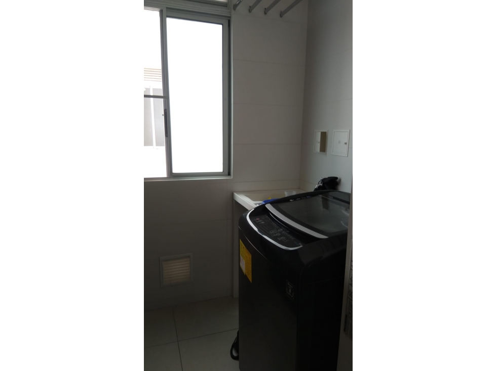 APARTAMENTO EN VENTA EN ABADIAS MONTEOLIVETTO ABADIAS FLORIDA — foto 4
