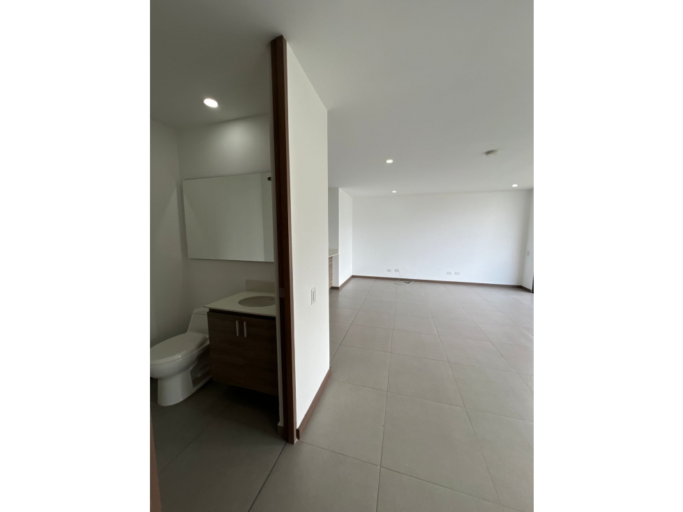 Apartamento para arriendo en Envigado sector Loma del Escobero. — foto 6