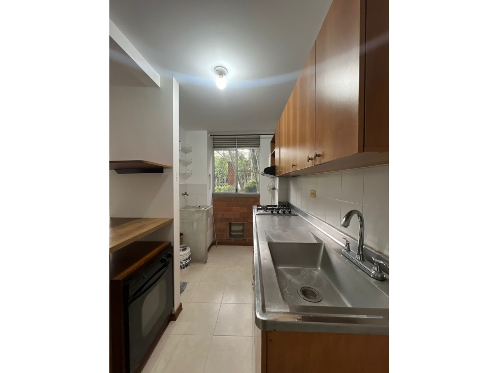 Apartamento disponible para Arriendo. Poblado sector Castropol. — foto 4