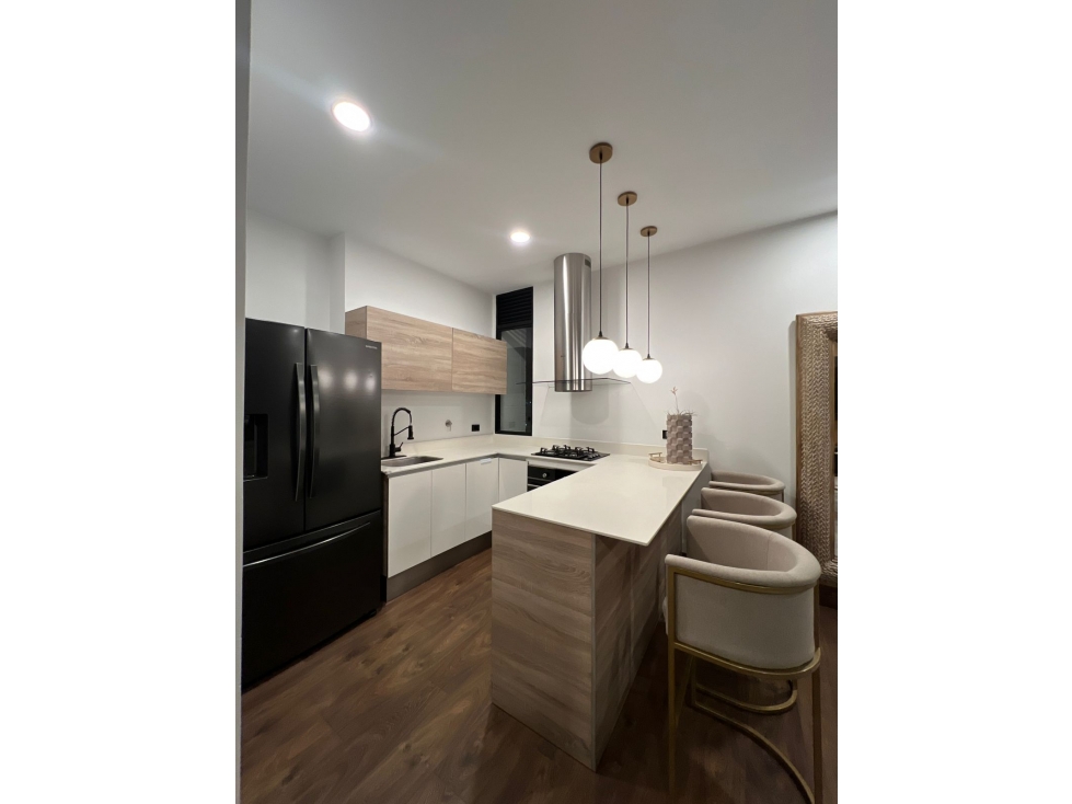 Apartaestudio disponible para Renta amoblado. Poblado, San Lucas. — foto 4