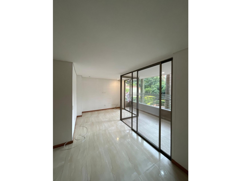 Apartamento disponible para Renta tradicional, Poblado Milla de Oro. — foto 2