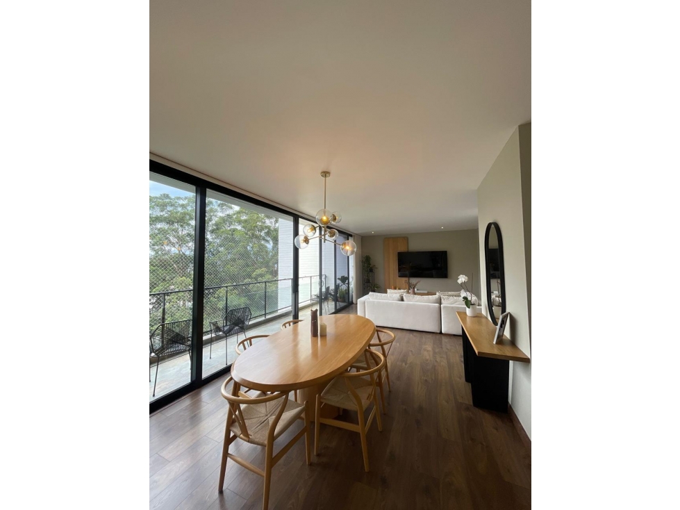 Apartamento dúplex para Arriendo amoblado. Poblado sector San Lucas