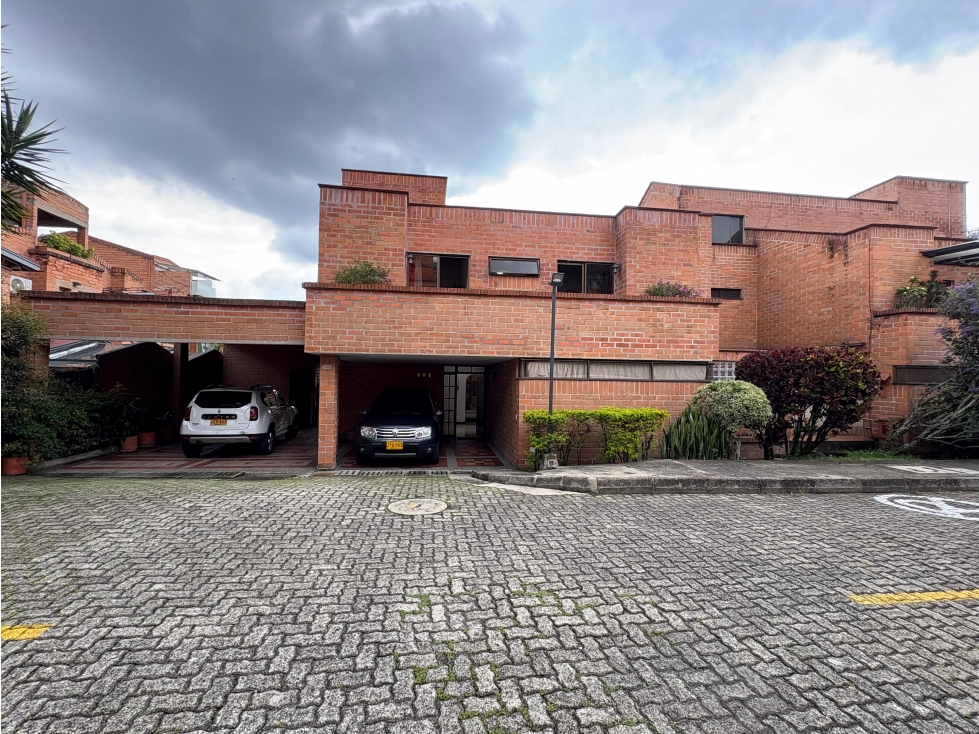 Casa en venta en el Poblado
