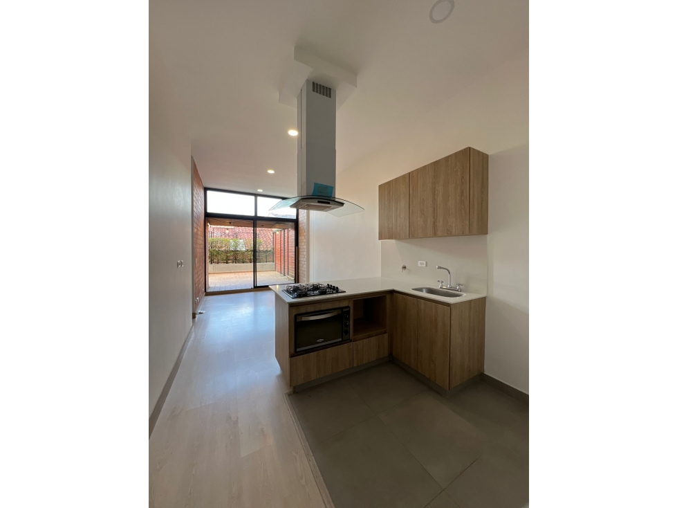 Apartamento para Renta tradicional ubicado en el Retiro. — foto 3
