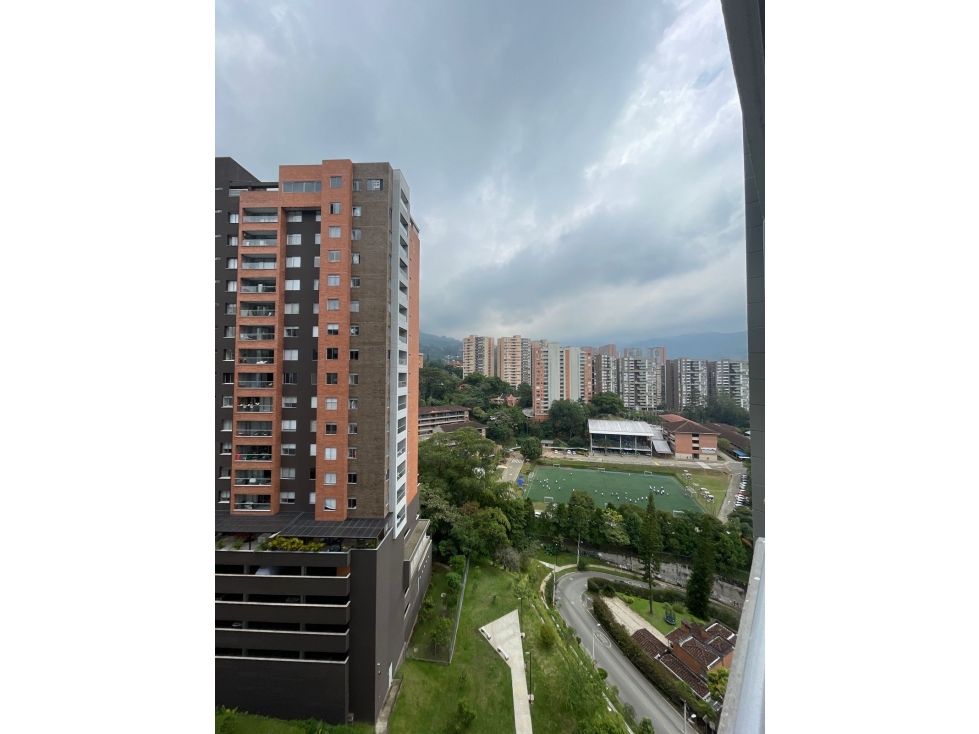Apartamento para Renta tradicional en Envigado Loma de los Mesa.