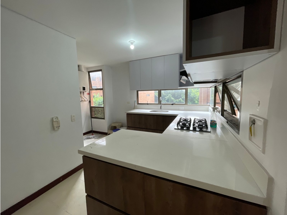 Apartamento para Arriendo tradicional, Poblado sector Los Parra — foto 4