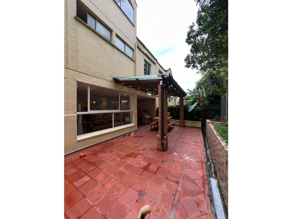 Casa para Arriendo tradicional (sin amoblar) Poblado, sector el Tesoro