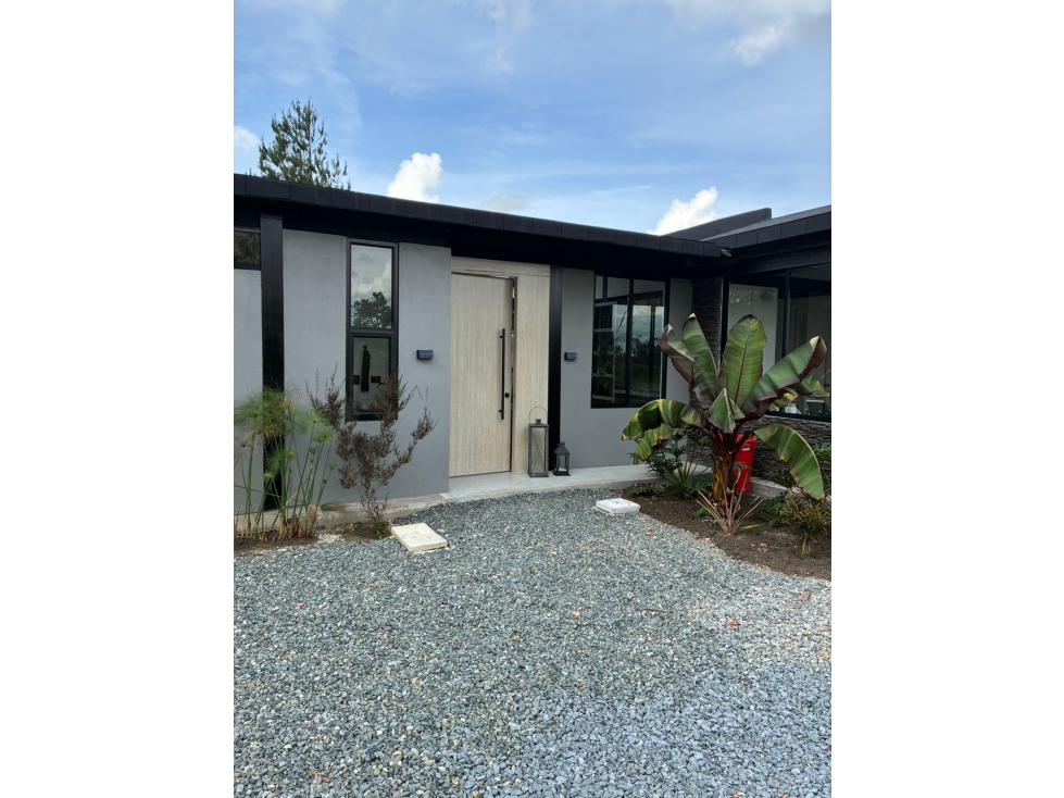 Casa disponible para Arriendo tradicional Envigado Alto del escobero. — foto 3