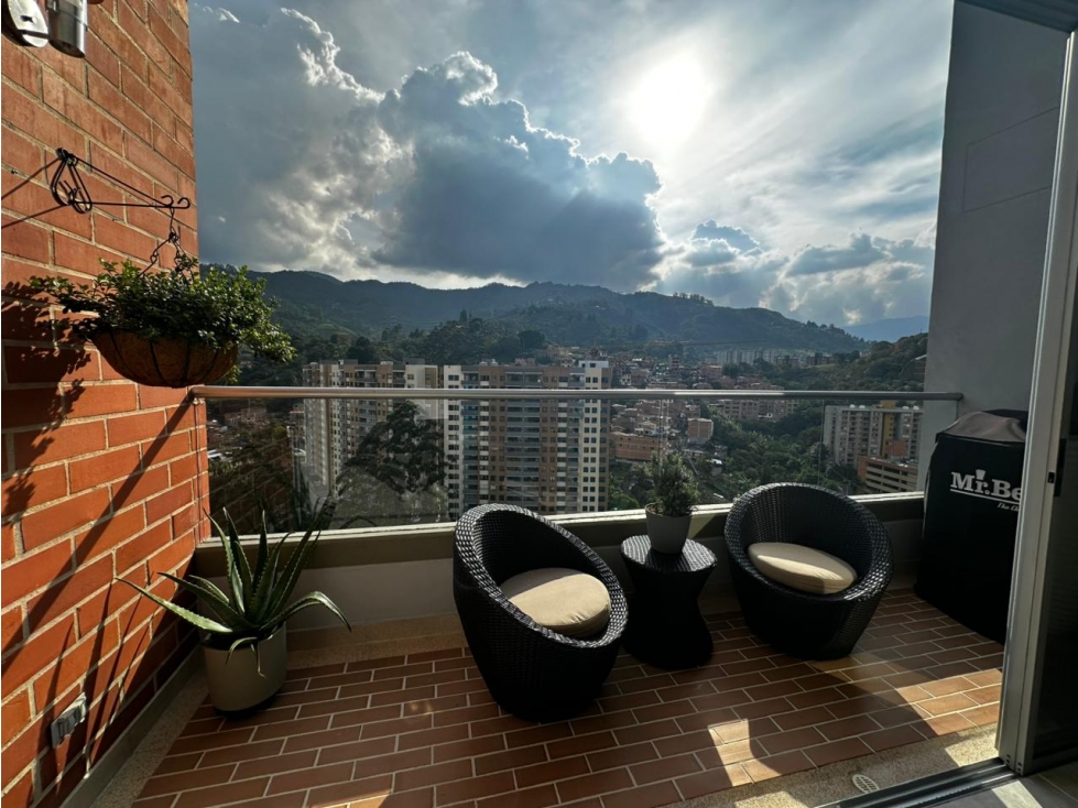 ESPECTACULAR PENTHOUSE/ CAMINO VERDE ENVIGADO