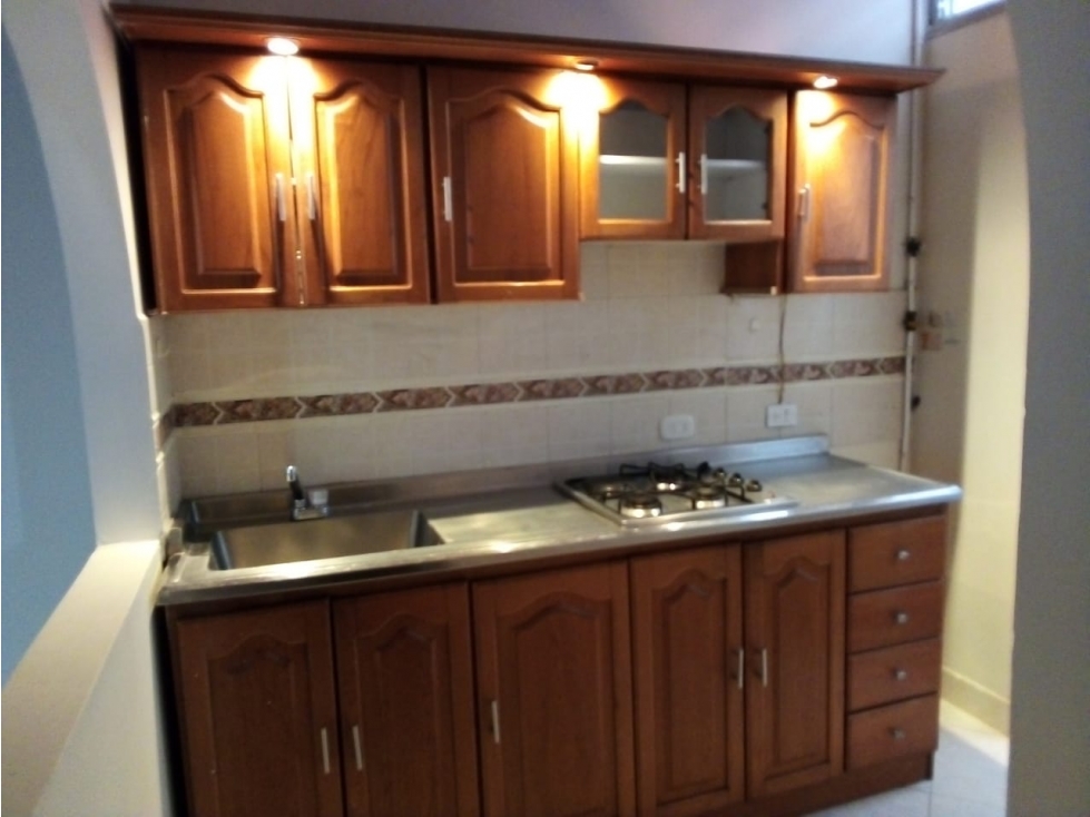 VENTA APARTAMENTO POR EL PARQUE PINOCHO MEDELLIN