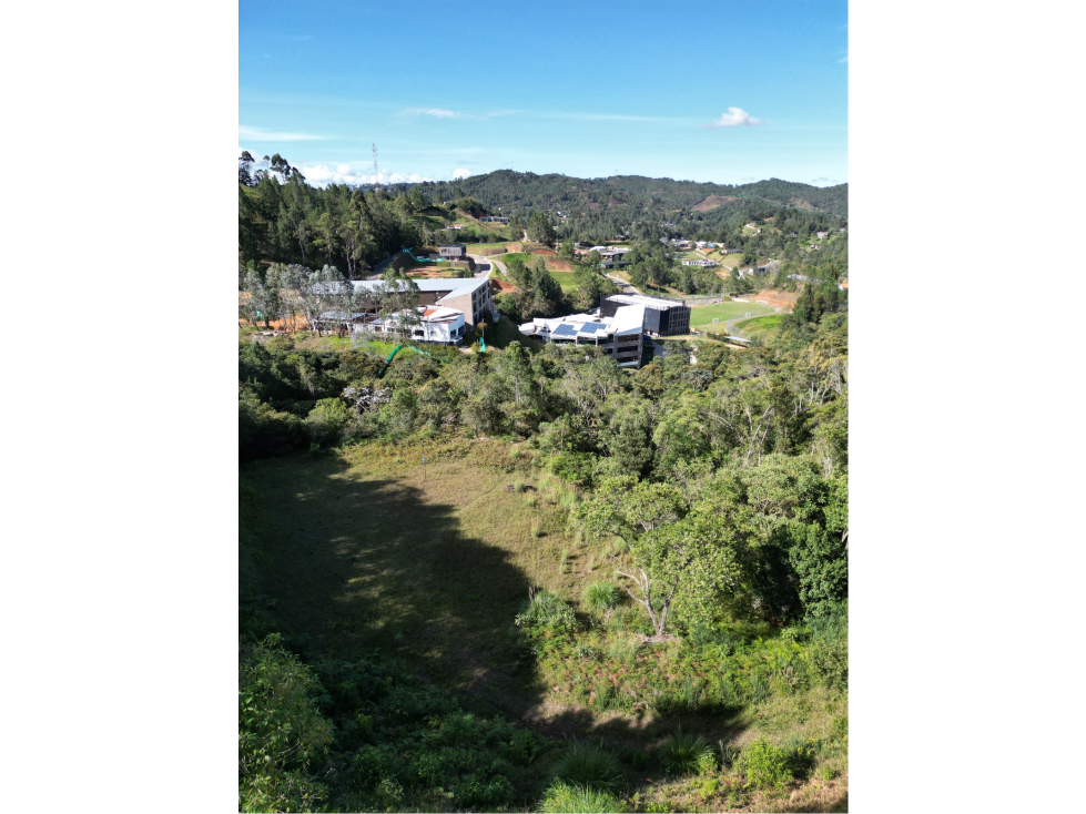 Lote en venta alto del escobero