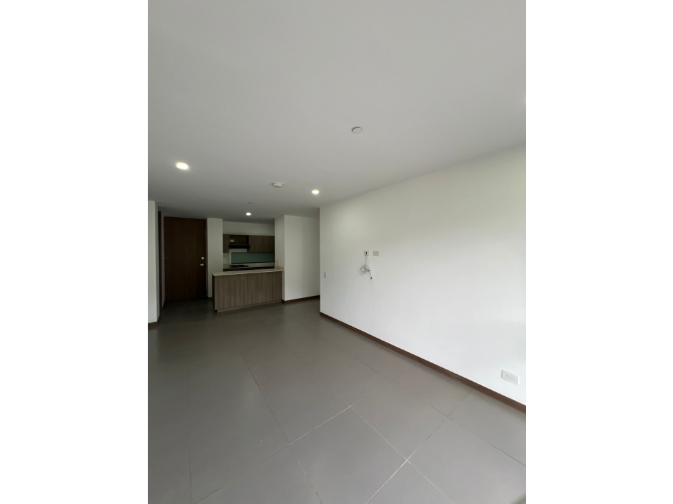 Apartamento para arriendo en Envigado sector Loma del Escobero. — foto 4