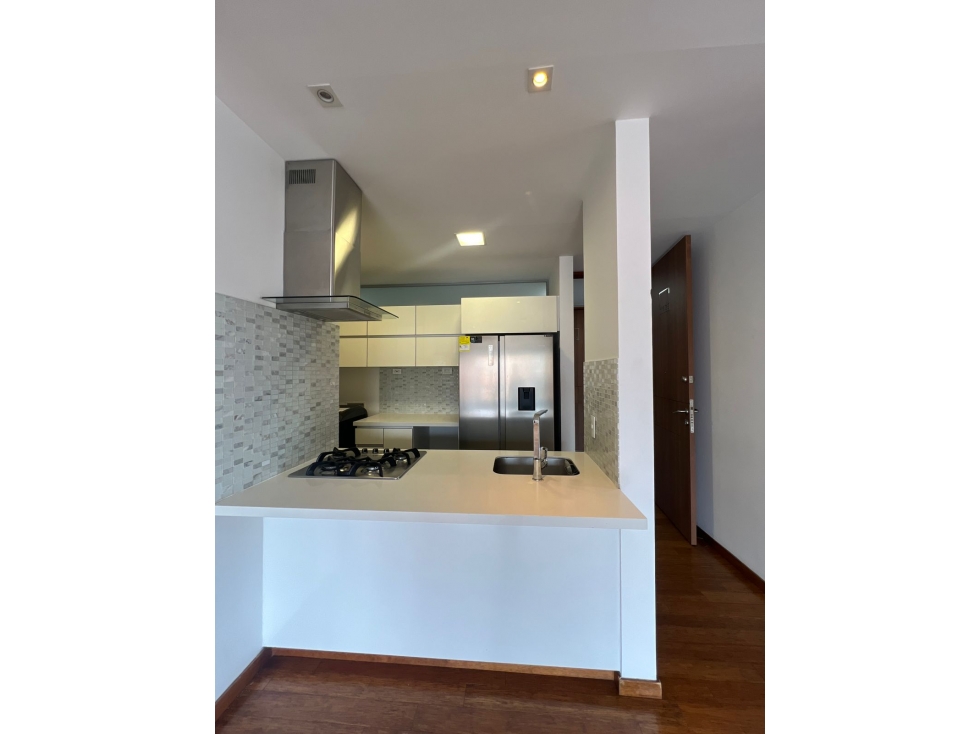 Apartamento, disponible para Renta (sin amoblar), Poblado el Tesoro. — foto 3