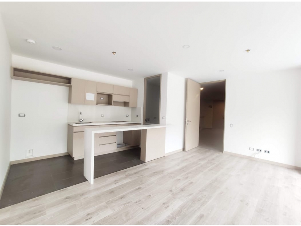 APARTAMENTO EN VENTA EN EXCLUSIVA ZONA DEL POBLADO (RENTADO) — foto 2
