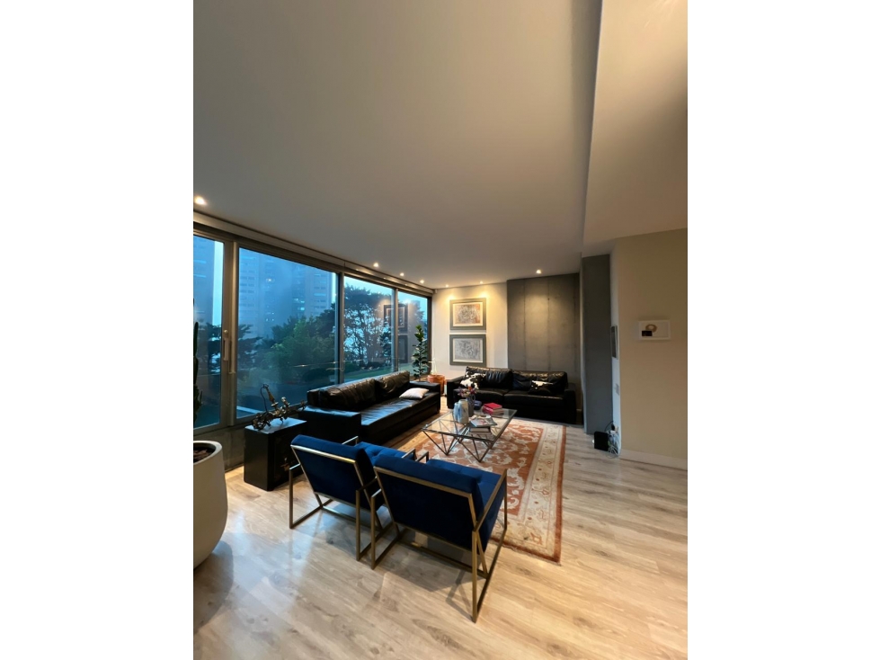 Apartamento para Renta tradicional (sin amoblar). Cantagirone Poblado. — foto 2