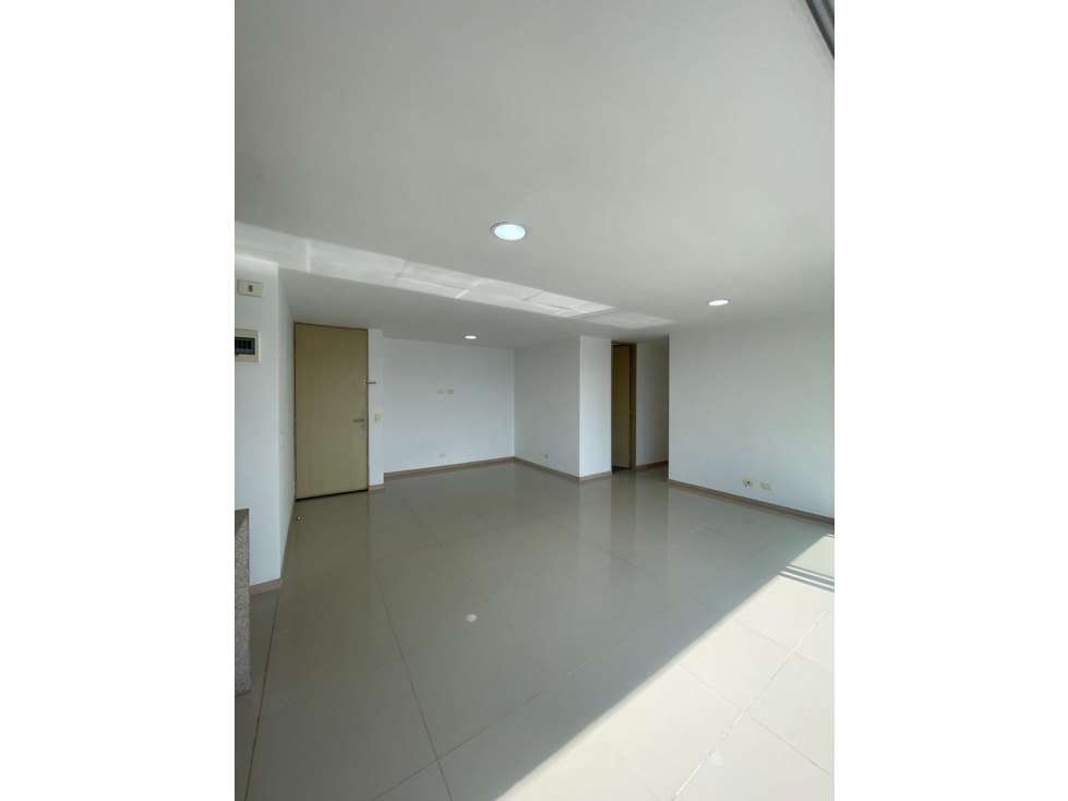 Apartamento disponible en Arriendo tradicional. Poblado Loma del Indio — foto 4