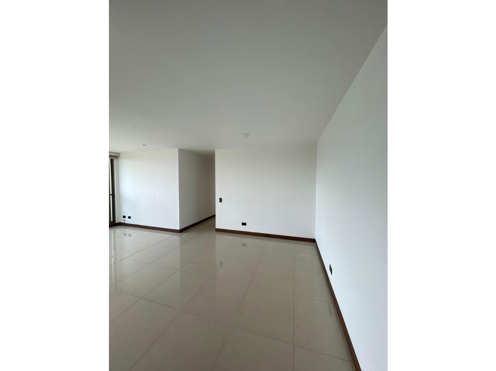 Apartamento para Arriendo tradicional, en el Poblado San Lucas. — foto 4