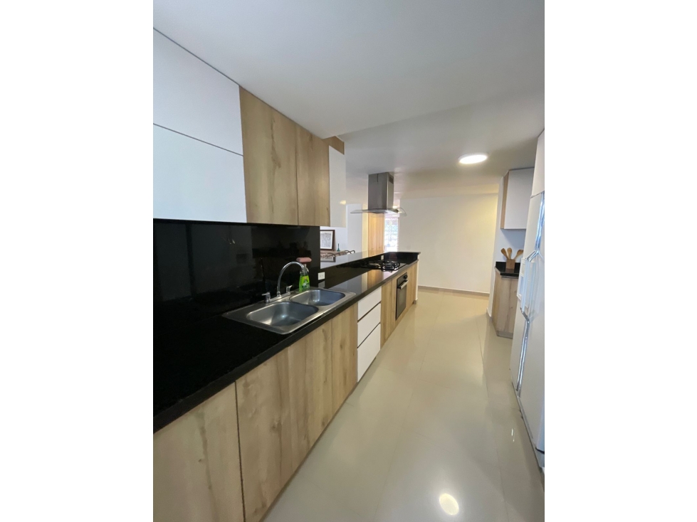 Apartamento Arriendo Amoblado, Poblado sector San Lucas. — foto 2