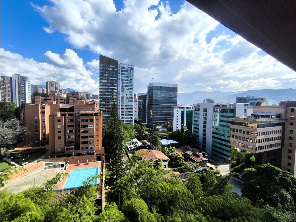 Apartamento disponible para Venta, en el Poblado sector Milla de Oro. — foto 3
