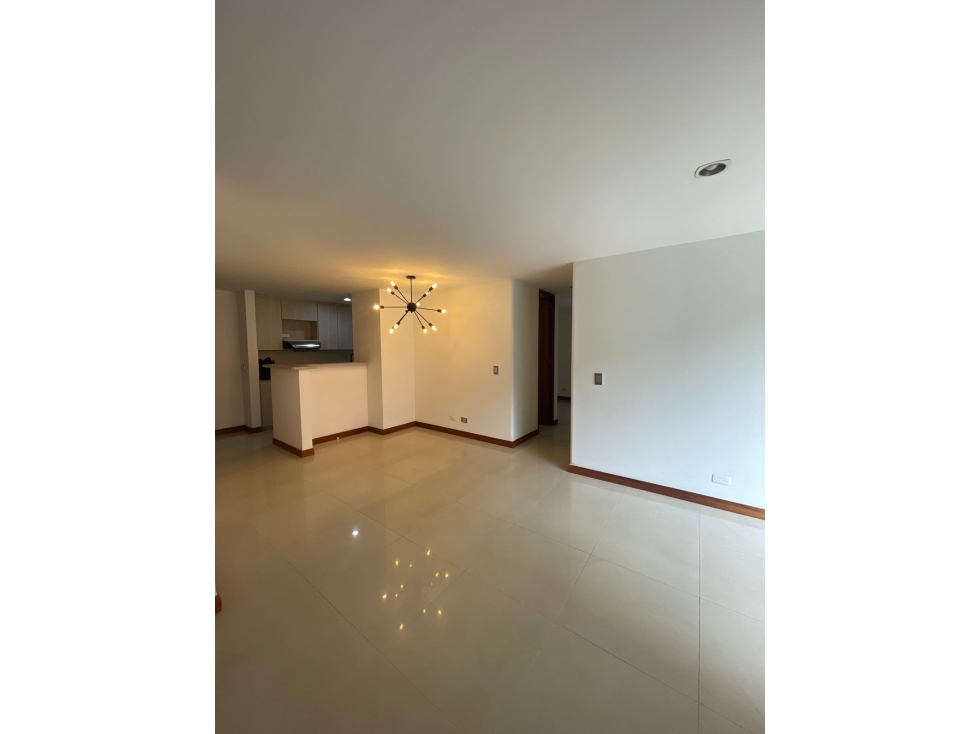 Apartamento para Arriendo tradicional. Envigado, Las Cumbres — foto 4
