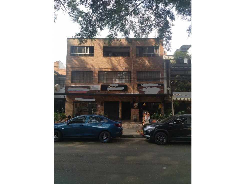 VENTA CASA EN LAURELES AVENIDA JARDIN Y NUTIVARA