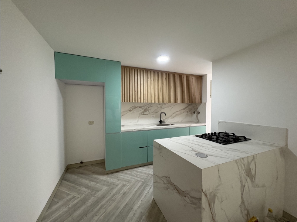 Excelente apartamento muy bien ubicado y remodelado en Castropol