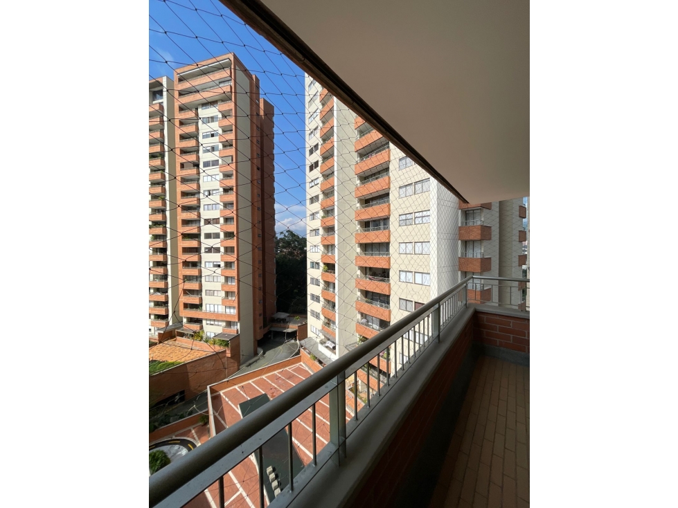 Apartamento Arriendo Amoblado en el Poblado La Frontera — foto 2