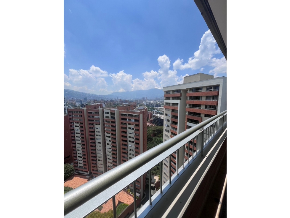 Apartamento Arriendo tradicional en el Poblado, La Frontera