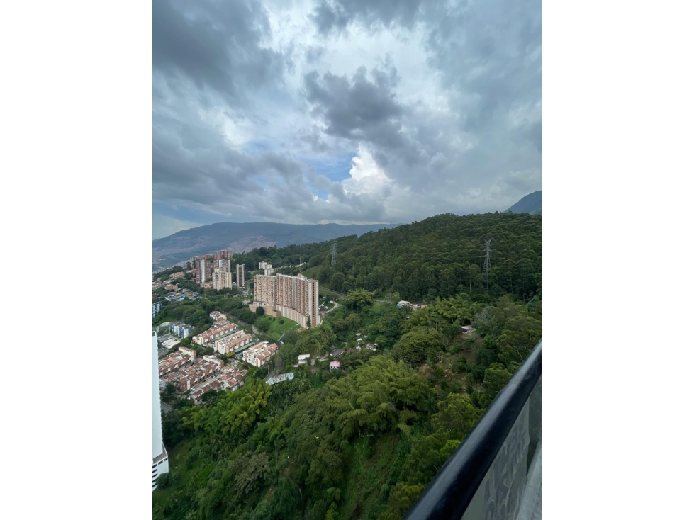 Apartamento para Arriendo tradicional en Las Palmas - Poblado.