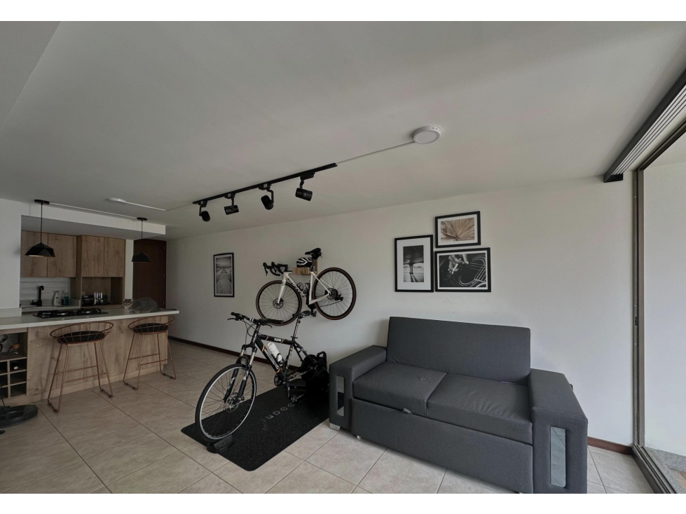 Apartamento disponible para Venta. Envigado alto de las Flores. — foto 2