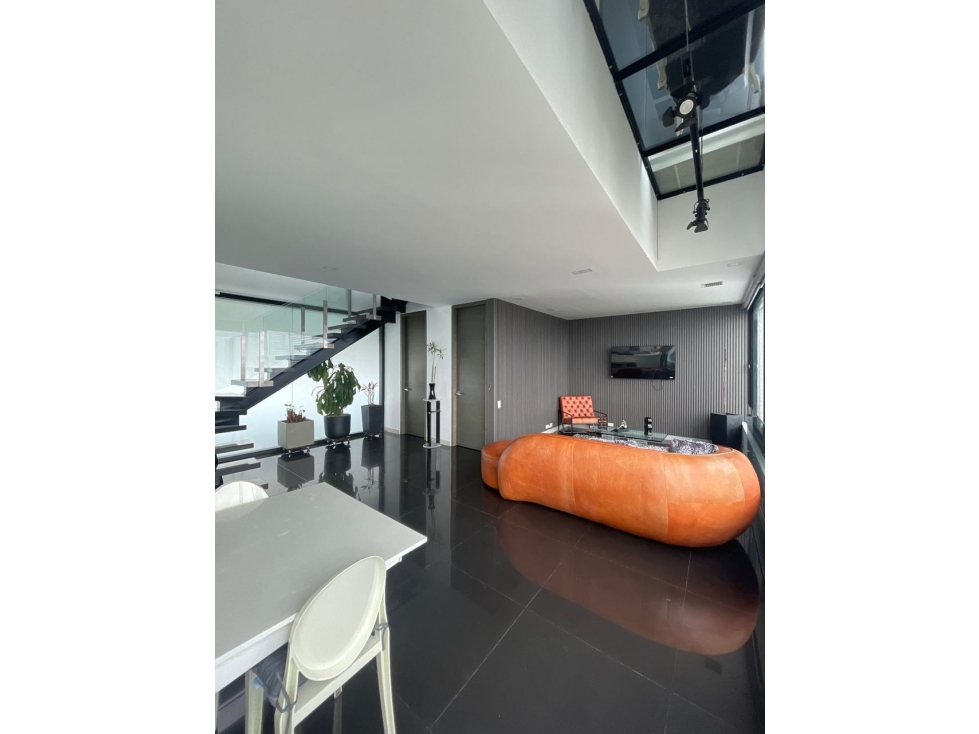 Penthouse disponible para Arriendo amoblado, Poblado sector San Lucas. — foto 3