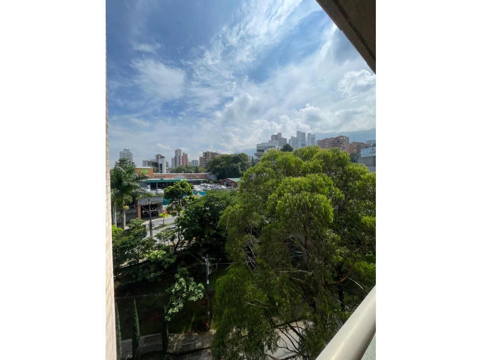 Apartamento para Arriendo tradicional, en el Poblado San Lucas. — foto 2