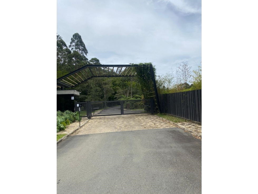 Lote en parcelación El Retiro