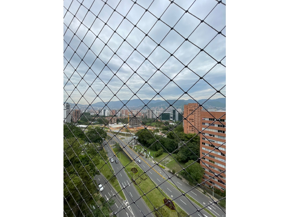 Apartamento Arriendo tradicional. Poblado sector los Balsos