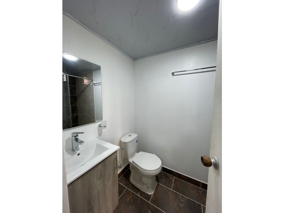 Apartamento disponible para Arriendo tradicional en Calasanz. — foto 4