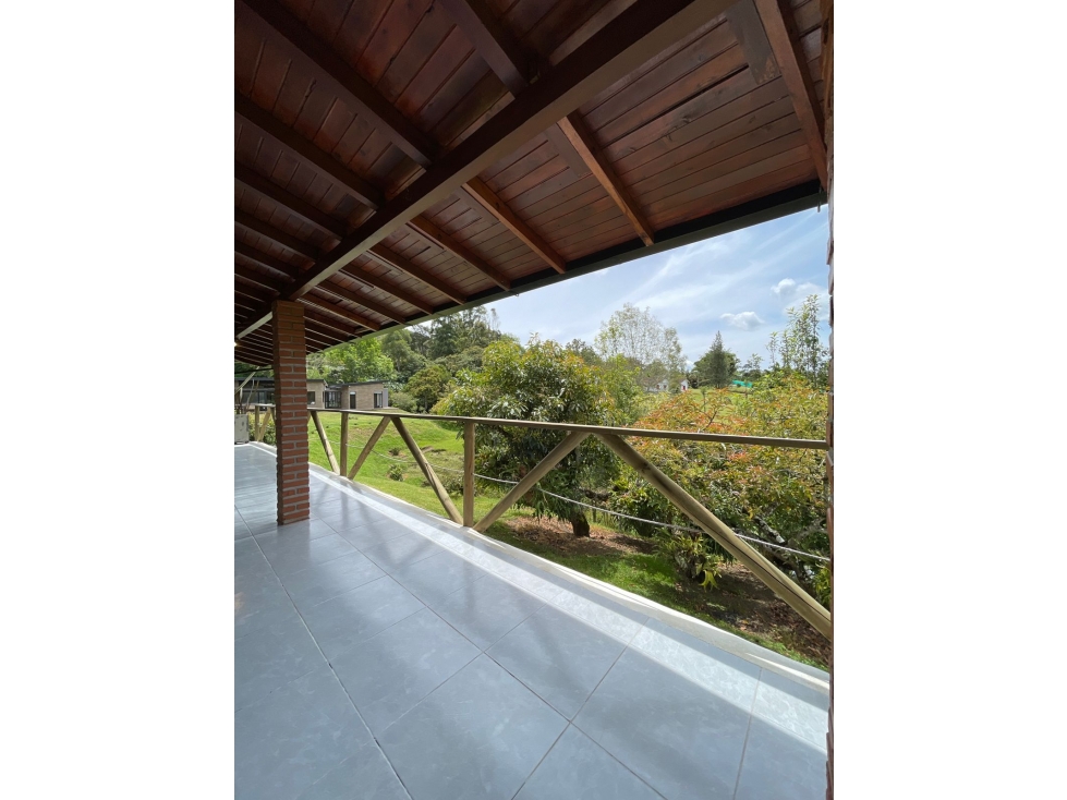 Casa Finca para Arriendo tradicional en la Ceja sector Cantarrana - 4