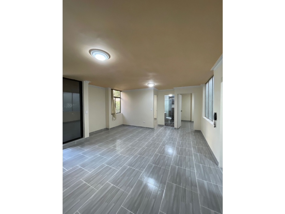 Apartamento disponible para Arriendo tradicional en Calasanz. — foto 5