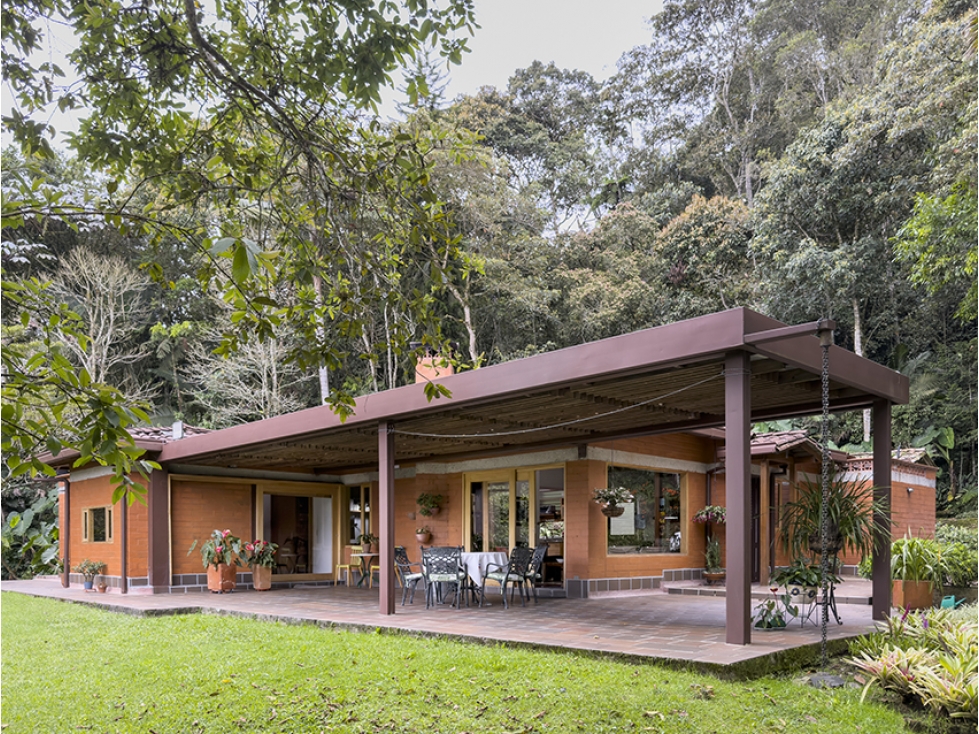 Casa de Campo en LLanogrande
