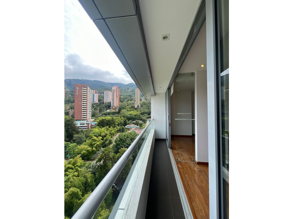 Apartamento, disponible para Renta (sin amoblar), Poblado el Tesoro.