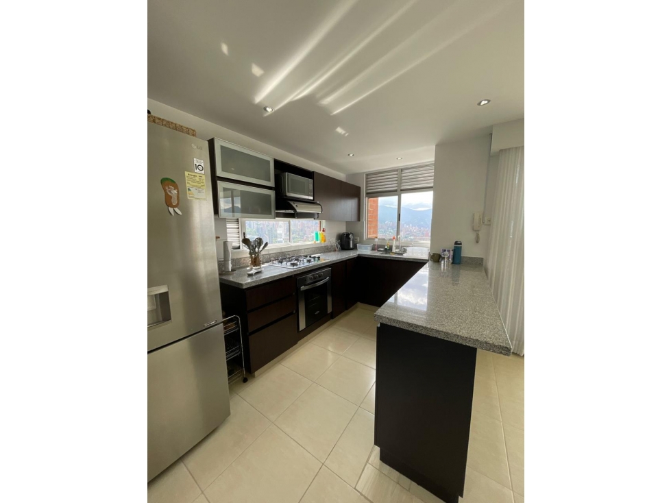 Apartamento para Renta tradicional ubicado en Las Palmas, Poblado. — foto 6
