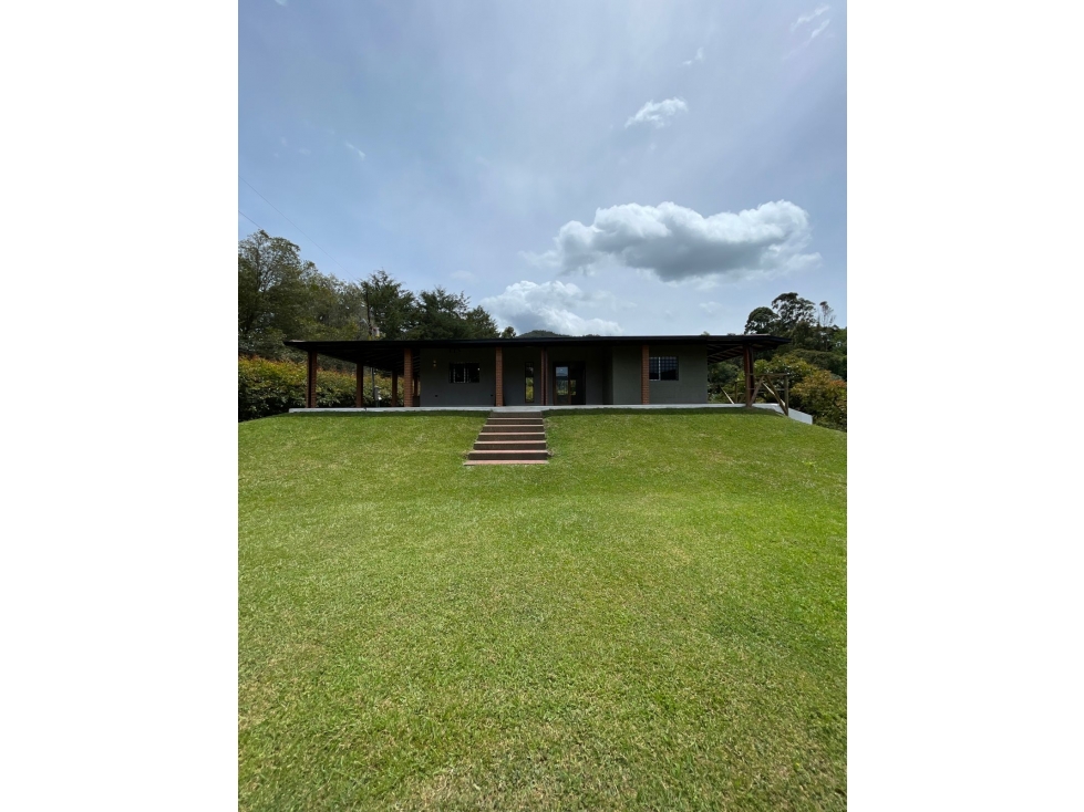 Casa Finca para Arriendo tradicional en la Ceja sector Cantarrana - 2