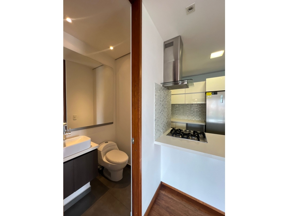 Apartamento, disponible para Renta (sin amoblar), Poblado el Tesoro. — foto 4