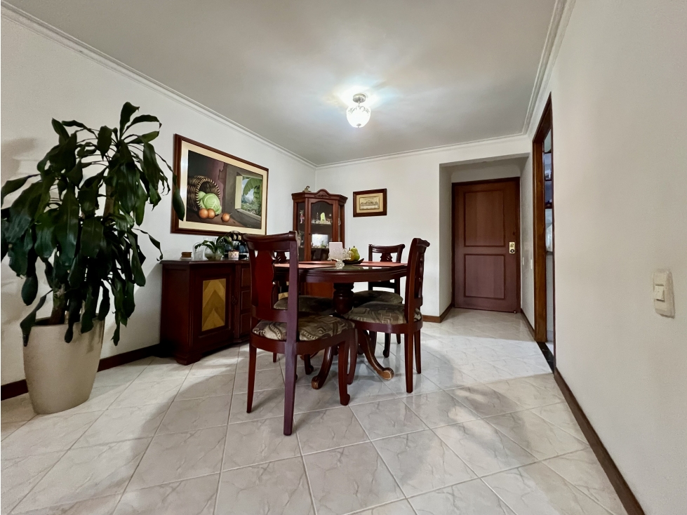 AMPLIO APARTAMENTO EN VENTA MUY CERCA A LOS MOLINOS — foto 5
